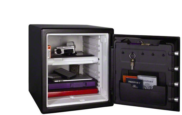 Sentry Safe Big Bolts SFW123GTC